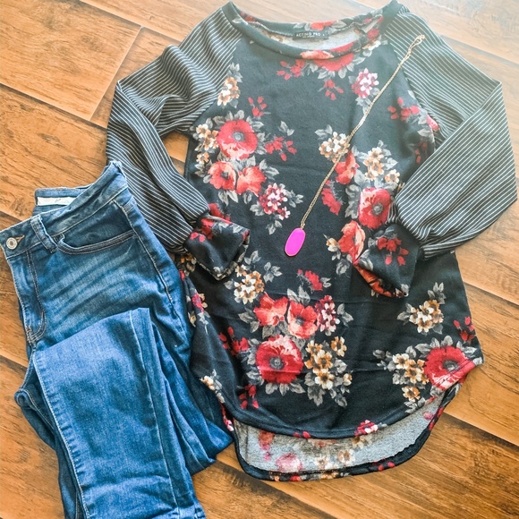 Floral Stripe Top - Picture 1 of 1